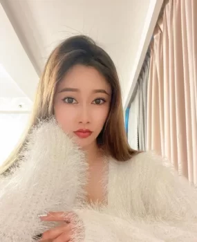 长沙刚兼职的极品靓妹