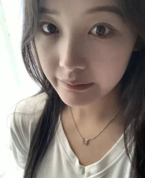 服务很棒的兼职大学生