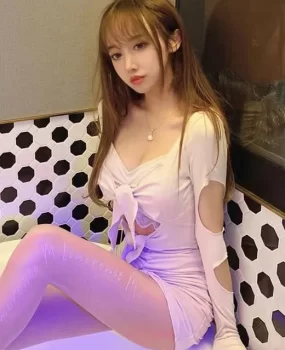 猛力抽插干到她腿软