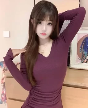 妹子白白嫩嫩冷热水含鸡鸡