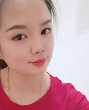 伊宁市小姐汉族