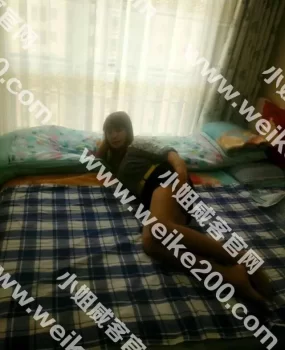 威海大胸妹服务爽翻天