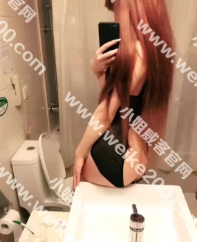 可以上门的年轻美眉打扮时尚