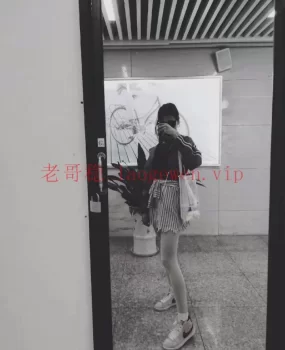 年轻的学生妹