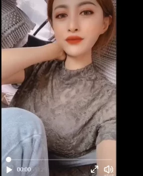 很白很瘦的妹子